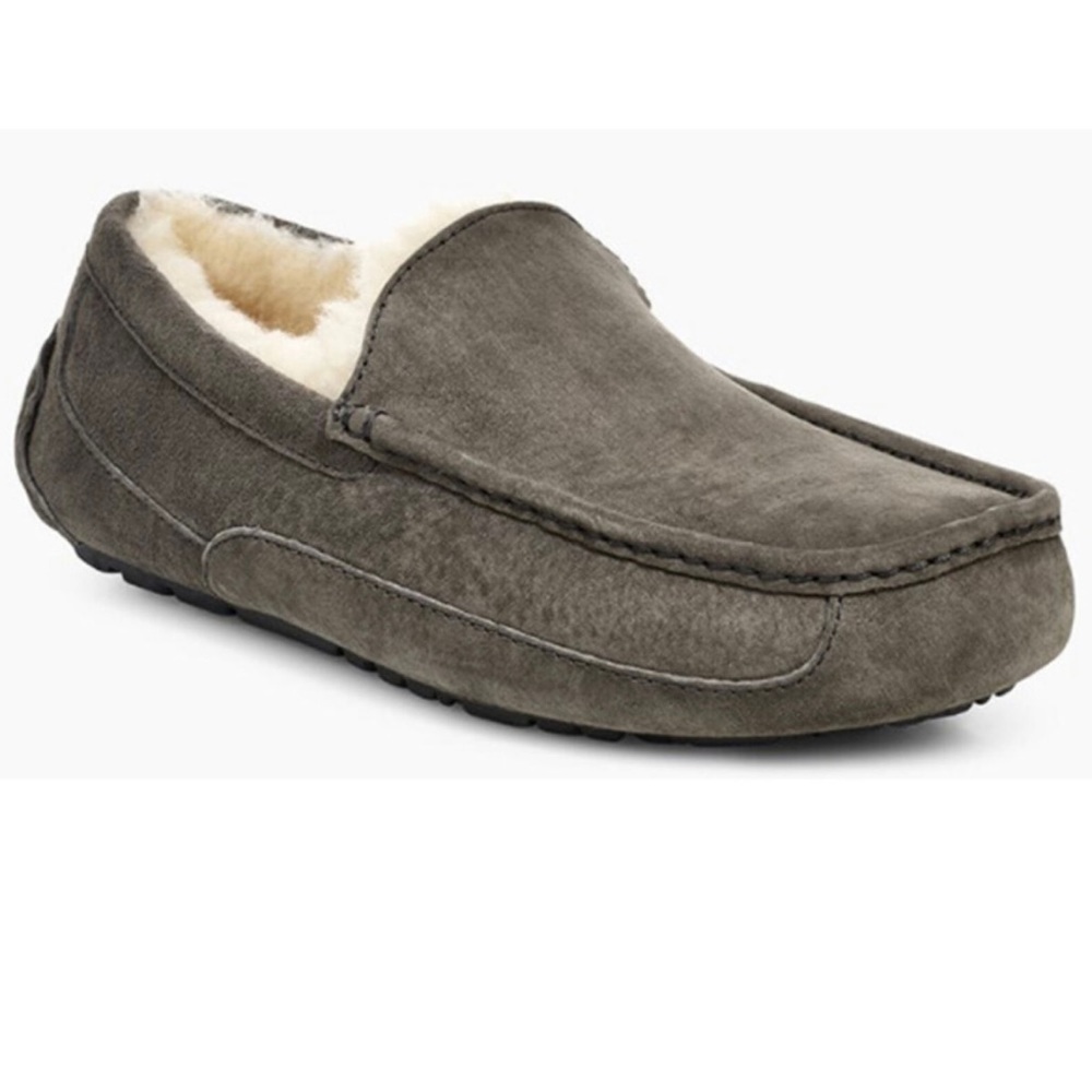 Ugg  Mens Ascot Slippers